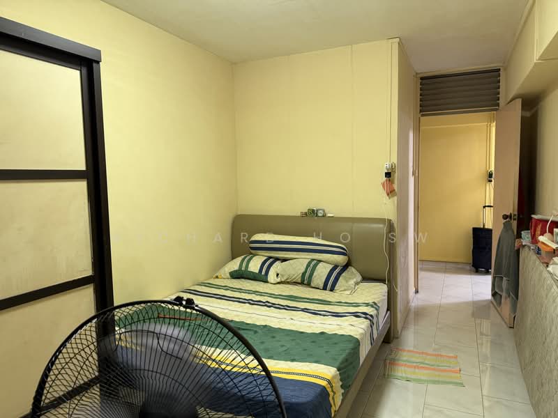 295 Choa Chu Kang Avenue 2, 295 Choa Chu Kang Avenue 2, 3 Bedrooms, 1,119 sqft, HDB Flat For Sale, by Richard Ho SW, 500241291 - Bedroom - PropertyGuru.com.sg