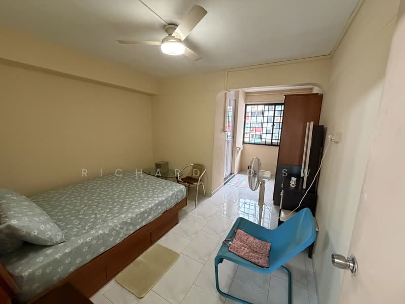 295 Choa Chu Kang Avenue 2, 295 Choa Chu Kang Avenue 2, 3 Bedrooms, 1,119 sqft, HDB Flat For Sale, by Richard Ho SW, 500241291 - Bedroom - PropertyGuru.com.sg