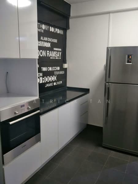 340 Jurong East Avenue 1, 340 Jurong East Avenue 1, 3 Bedrooms, 1,485 sqft, HDB Flat For Sale, by Patrick Tan, 500241304 - Kitchen - PropertyGuru.com.sg