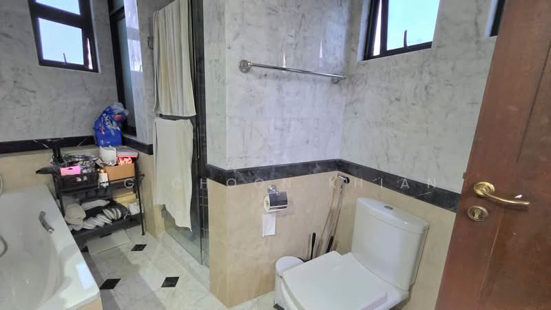 Jervois Jade, 21 Jervois Close, 2 Bedrooms, 1,141 sqft, Apartment For Sale, by NG CHOON KHIAN, 500241315 - Bathroom - PropertyGuru.com.sg