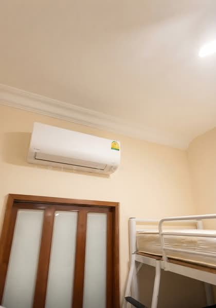 Parc Vista, 454 Corporation Road, Room Rental, 80 sqft, Condominium For Rent, by Able S.K Toh, 500241316 - Bedroom - PropertyGuru.com.sg