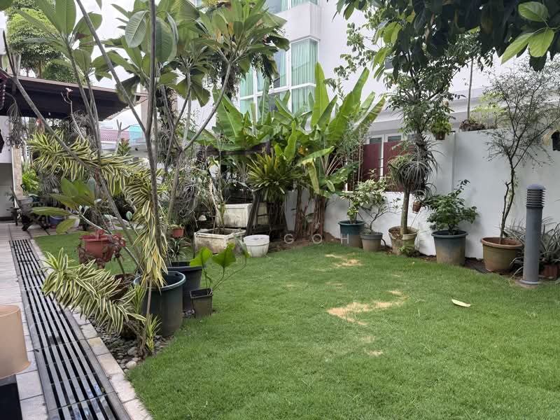 LANDED7772@GOOD PRICE COSY SEMI D AT SUNRISE, Sunrise Villa, Seletar / Yio Chu Kang, 4 Bedrooms, 2,800 sqft, Semi-Detached House For Sale, by K L Goh, 500241323 - Garden - PropertyGuru.com.sg