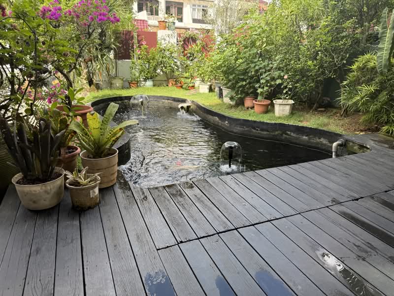 LANDED7772@GOOD PRICE COSY SEMI D AT SUNRISE, Sunrise Villa, Seletar / Yio Chu Kang, 4 Bedrooms, 2,800 sqft, Semi-Detached House For Sale, by K L Goh, 500241323 - Garden - PropertyGuru.com.sg