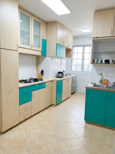 271 Bishan Street 24, 271 Bishan Street 24, 3 Bedrooms, 1,160 sqft, HDB Flat For Rent, by Jason Wong, 500241325 - Kitchen - PropertyGuru.com.sg