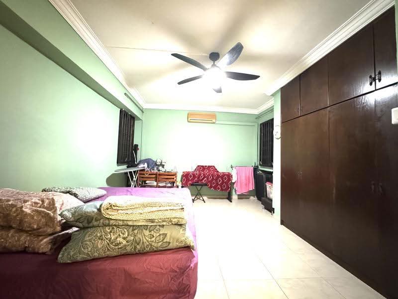 152 Gangsa Road, 152 Gangsa Road, 4 Bedrooms, 1,302 sqft, HDB Flat For Sale, by Ram K, 500241335 - Bedroom - PropertyGuru.com.sg