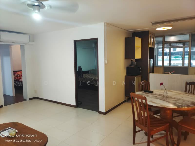 163 Bedok South Road, 163 Bedok South Road, 3 Bedrooms, 893 sqft, HDB Flat For Sale, by Derrick Dang, 500241350 - Living Room - PropertyGuru.com.sg