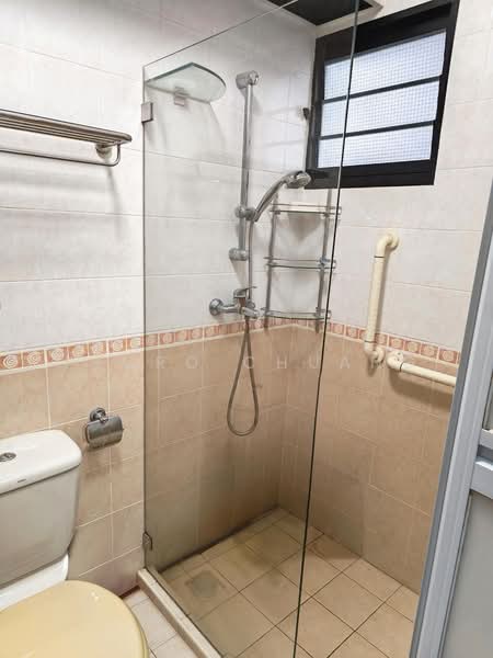 158B Rivervale Crescent, 158B Rivervale Crescent, 3 Bedrooms, 1,012 sqft, HDB Flat For Sale, by Pedro Chuang, 500241353 - Bathroom - PropertyGuru.com.sg