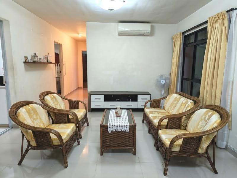 158B Rivervale Crescent, 158B Rivervale Crescent, Hougang / Punggol / Sengkang, 3 Bedrooms, 1,012 sqft, HDB Flat For Sale, by Pedro Chuang, 500241353 - Living Room - PropertyGuru.com.sg