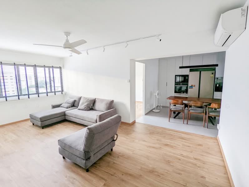 416 Serangoon Central, 416 Serangoon Central, Hougang / Punggol / Sengkang, 3 Bedrooms, 1,130 sqft, HDB Flat For Sale, by Gary Seah Zhang Feng, 500241358 - Living Room - PropertyGuru.com.sg