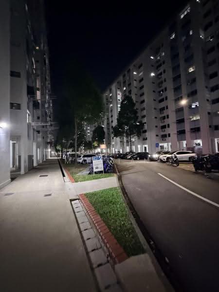 349 Woodlands Avenue 3, 349 Woodlands Avenue 3, Room Rental, 80 sqft, HDB Flat For Rent, by May Tan, 500241366 - Exterior - PropertyGuru.com.sg