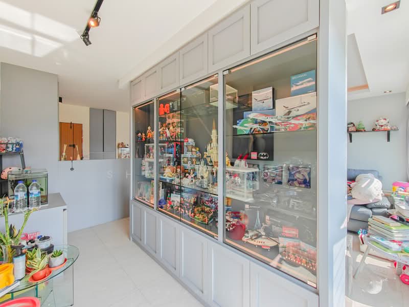 502C Yishun Street 51, 502C Yishun Street 51, 3 Bedrooms, 1,206 sqft, HDB Flat For Sale, by Sher Li Toh, 500241368 - Living Room - PropertyGuru.com.sg
