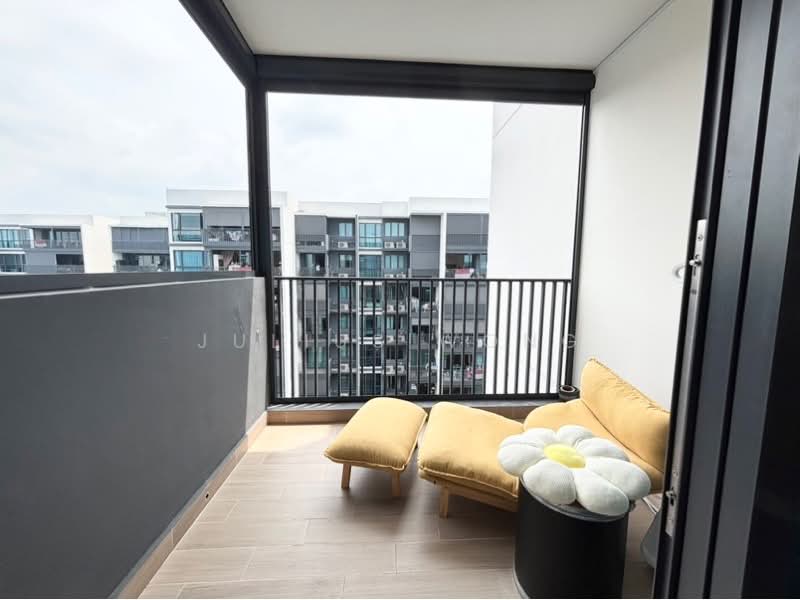 Treasure at Tampines, 47 Tampines Lane, Pasir Ris / Tampines, 2 Bedrooms, 678 sqft, Condominium For Sale, by Julius Wong, 500241377 - PropertyGuru.com.sg