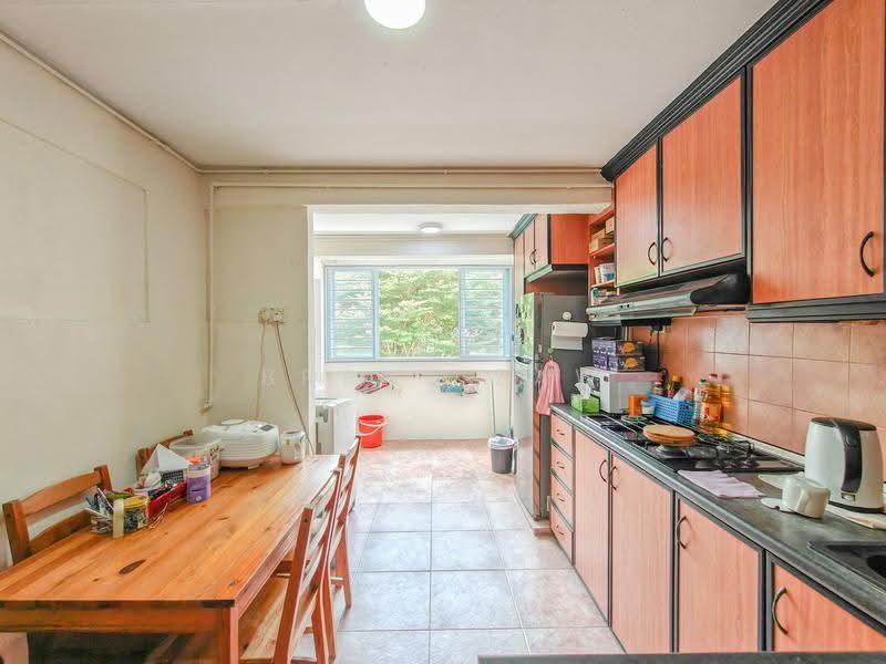 171 Stirling Road, 171 Stirling Road, 2 Bedrooms, 646 sqft, HDB Flat For Sale, by Brent Zaw, 500241380 - Kitchen - PropertyGuru.com.sg