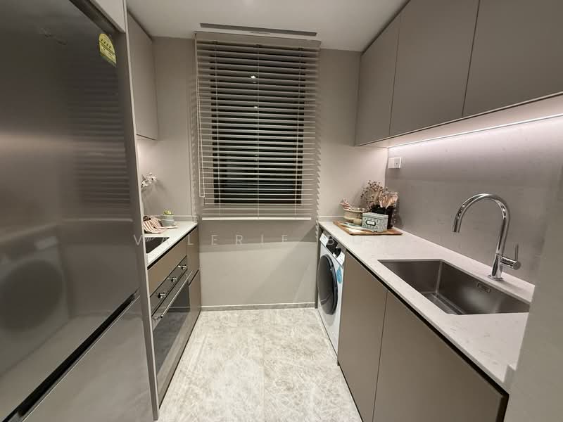 Dunearn House, 764 Dunearn Road, Newton / Novena, 2 Bedrooms, 667 sqft, Condominium For Sale, by Valerie Boey, 500241384 - Kitchen - PropertyGuru.com.sg