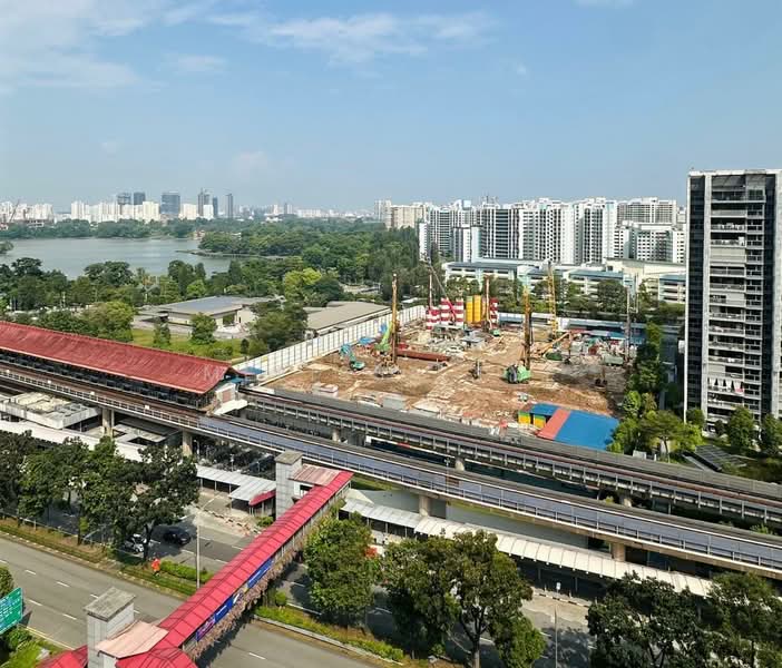 Lucerne Grand, Lakeside Drive, Boon Lay / Jurong / Tuas, 4 Bedrooms, 1,432 sqft, Condominium For Sale, by Melissa Tye, 500241390 - Exterior - PropertyGuru.com.sg