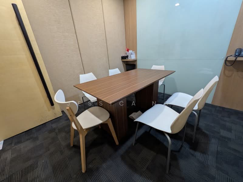 The Adelphi, 1 Coleman Street, City Hall / Clarke Quay, 360 sqft, Office For Rent, by Jessica Ng, 500241392 - Bonus meeting room avail for use - CommercialGuru.com.sg
