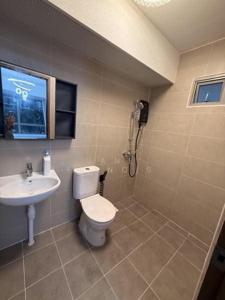 515C Tampines Central 7, 515C Tampines Central 7, 2 Bedrooms, 1,127 sqft, HDB Flat For Rent, by Jane Francis, 500241400 - Bathroom - PropertyGuru.com.sg