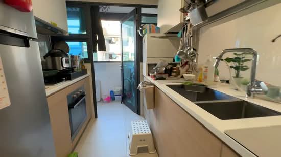 Treasure at Tampines, 41 Tampines Lane, 4 Bedrooms, 1,238 sqft, Condominium For Sale, by June Ling, 500241423 - PropertyGuru.com.sg