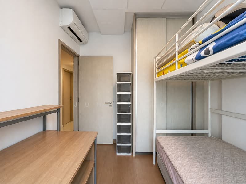 Treasure at Tampines, 41 Tampines Lane, 4 Bedrooms, 1,238 sqft, Condominium For Sale, by June Ling, 500241423 - Bedroom - PropertyGuru.com.sg