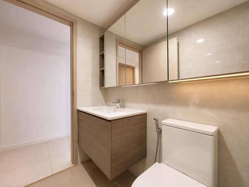 Treasure at Tampines, 41 Tampines Lane, 4 Bedrooms, 1,238 sqft, Condominium For Sale, by June Ling, 500241423 - Bathroom - PropertyGuru.com.sg