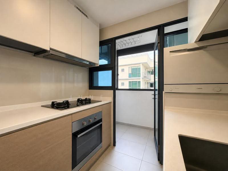 Treasure at Tampines, 41 Tampines Lane, 4 Bedrooms, 1,238 sqft, Condominium For Sale, by June Ling, 500241423 - Kitchen - PropertyGuru.com.sg
