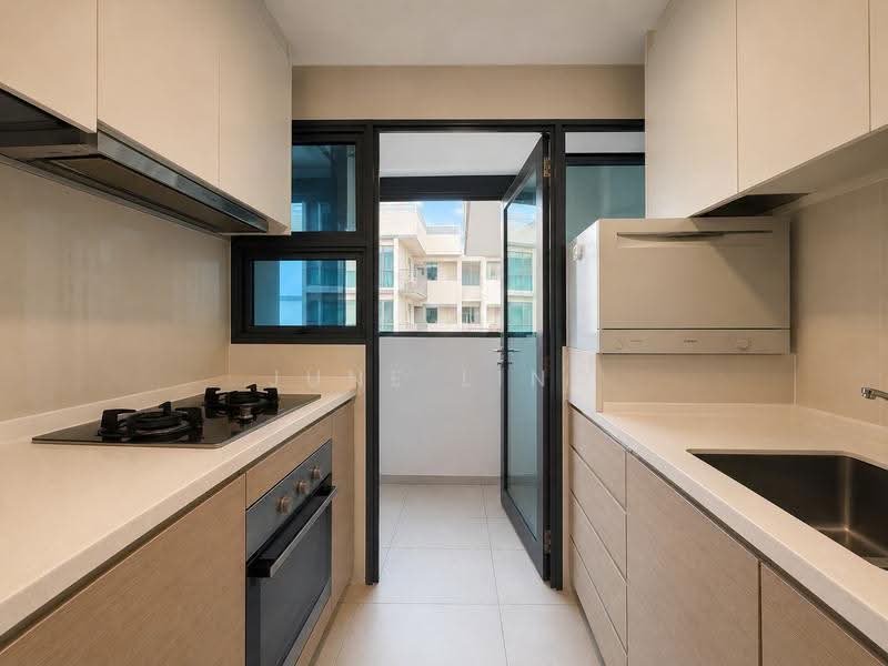 Treasure at Tampines, 41 Tampines Lane, 4 Bedrooms, 1,238 sqft, Condominium For Sale, by June Ling, 500241423 - Kitchen - PropertyGuru.com.sg