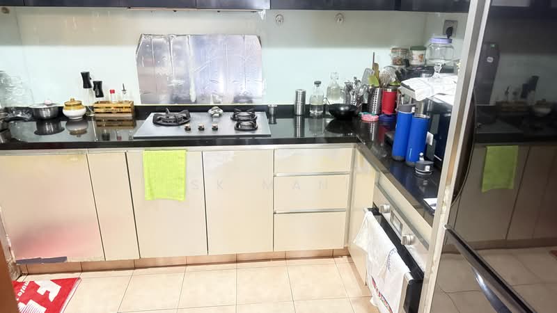 Rivervale Crest, 9 Rivervale Crescent, 3 Bedrooms, 1,206 sqft, Condominium For Rent, by Sk Mani, 500241435 - Kitchen - PropertyGuru.com.sg