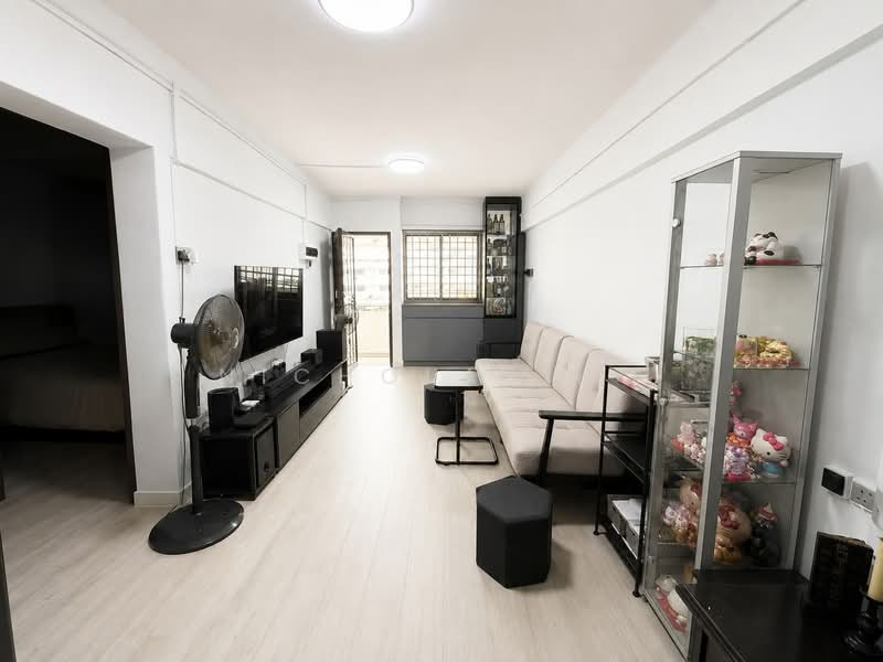 31 Marsiling Drive, 31 Marsiling Drive, 2 Bedrooms, 785 sqft, HDB Flat For Sale, by Nicholas Ho, 500241443 - Living Room - PropertyGuru.com.sg