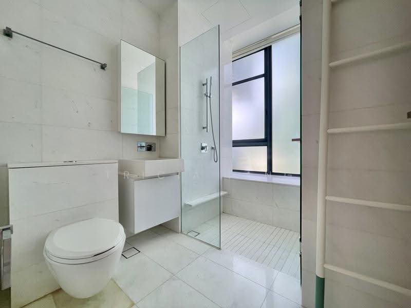 Holland Residences, 1 Taman Warna, Tanglin / Holland / Bukit Timah, 2 Bedrooms, 980 sqft, Condominium For Sale, by Tricia Tang, 500241449 - PropertyGuru.com.sg