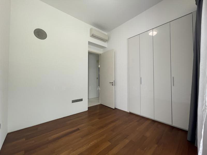 Holland Residences, 1 Taman Warna, Tanglin / Holland / Bukit Timah, 2 Bedrooms, 980 sqft, Condominium For Sale, by Tricia Tang, 500241449 - PropertyGuru.com.sg