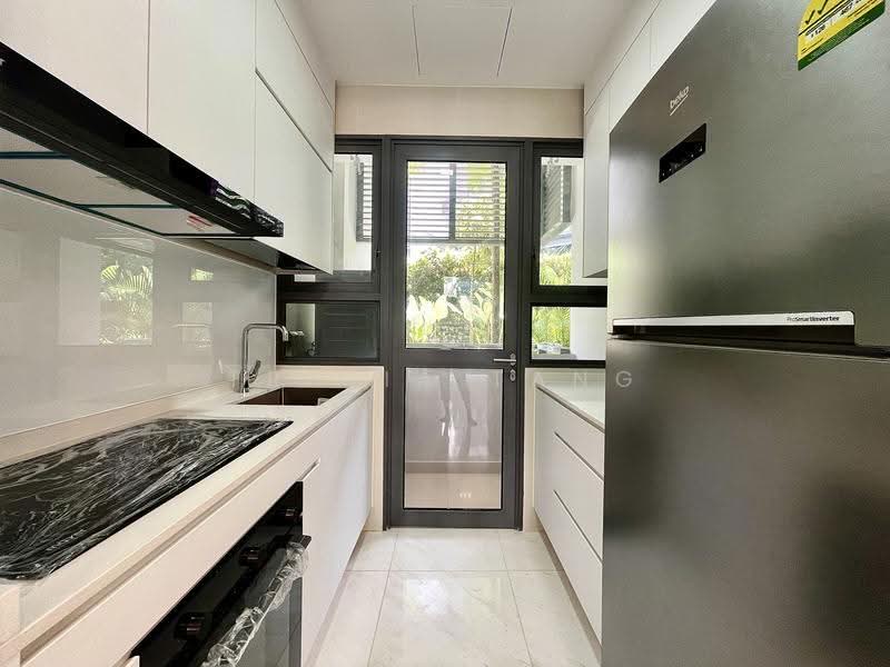 Holland Residences, 1 Taman Warna, Tanglin / Holland / Bukit Timah, 2 Bedrooms, 980 sqft, Condominium For Sale, by Tricia Tang, 500241449 - PropertyGuru.com.sg
