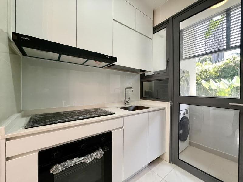 Holland Residences, 1 Taman Warna, Tanglin / Holland / Bukit Timah, 2 Bedrooms, 980 sqft, Condominium For Sale, by Tricia Tang, 500241449 - PropertyGuru.com.sg