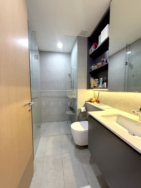 The Essence, 1 Chong Kuo Road, 2 Bedrooms, 904 sqft, Condominium For Sale, by Leeflyn Lee, 500241454 - Bathroom - PropertyGuru.com.sg