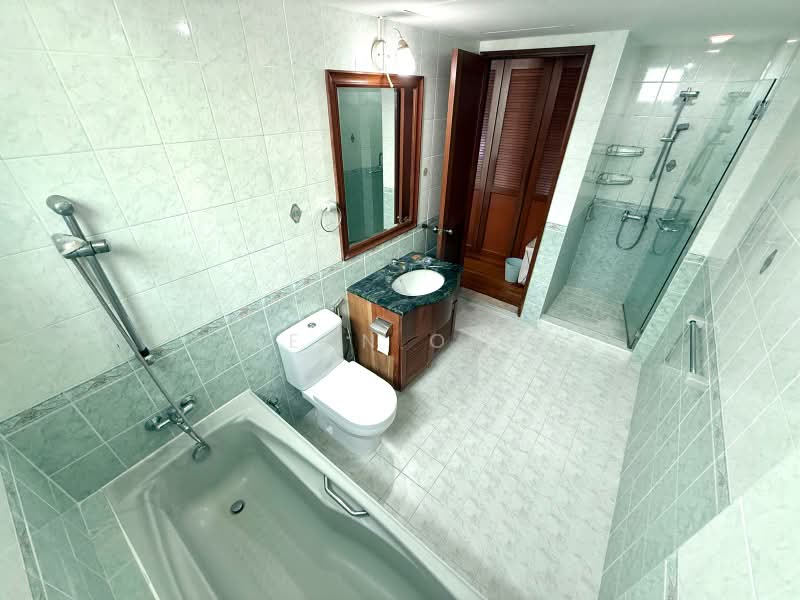 Simei Green Condominium, 11 Simei Street 4, Room Rental, 200 sqft, Condominium For Rent, by Sean Ong, 500241457 - Bathroom - PropertyGuru.com.sg