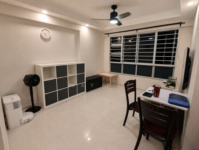 117A Jalan Tenteram, 117A Jalan Tenteram, Balestier / Toa Payoh, 3 Bedrooms, 1,001 sqft, HDB Flat For Sale, by Jay Ng, 500241477 - Living Room - PropertyGuru.com.sg