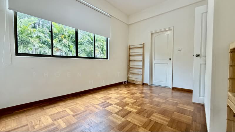 Renovated Corner Terrace For Rent, Move In Ready, 5 Bed 5 Bath, Walk To Siglap Mrt, East Coast Avenue ,East Coast Terrace , East Coast Drive ., 5 Bedrooms, 4,000 sqft, Corner Terrace For Rent, by Phoenix Tan Feng Huang, 500241478 - Interior - PropertyGuru.com.sg