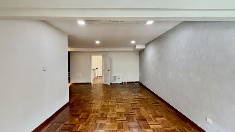 Renovated Corner Terrace For Rent, Move In Ready, 5 Bed 5 Bath, Walk To Siglap Mrt, East Coast Avenue ,East Coast Terrace , East Coast Drive ., 5 Bedrooms, 4,000 sqft, Corner Terrace For Rent, by Phoenix Tan Feng Huang, 500241478 - Living Room - PropertyGuru.com.sg