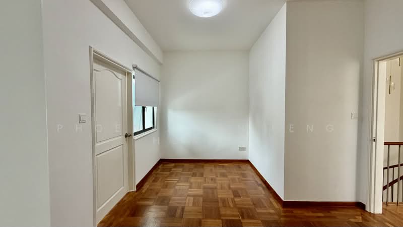 Renovated Corner Terrace For Rent, Move In Ready, 5 Bed 5 Bath, Walk To Siglap Mrt, East Coast Avenue ,East Coast Terrace , East Coast Drive ., 5 Bedrooms, 4,000 sqft, Corner Terrace For Rent, by Phoenix Tan Feng Huang, 500241478 - Interior - PropertyGuru.com.sg