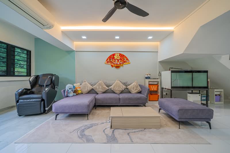 542 Bukit Batok Street 52, 542 Bukit Batok Street 52, 4 Bedrooms, 1,571 sqft, HDB Flat For Sale, by Richmond Wu, 500241481 - Living Room - PropertyGuru.com.sg