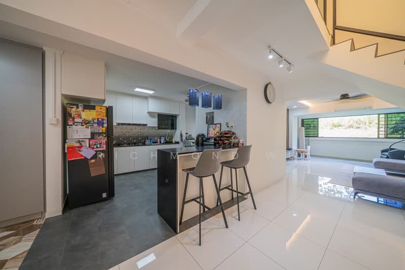 542 Bukit Batok Street 52, 542 Bukit Batok Street 52, 4 Bedrooms, 1,571 sqft, HDB Flat For Sale, by Richmond Wu, 500241481 - Kitchen - PropertyGuru.com.sg