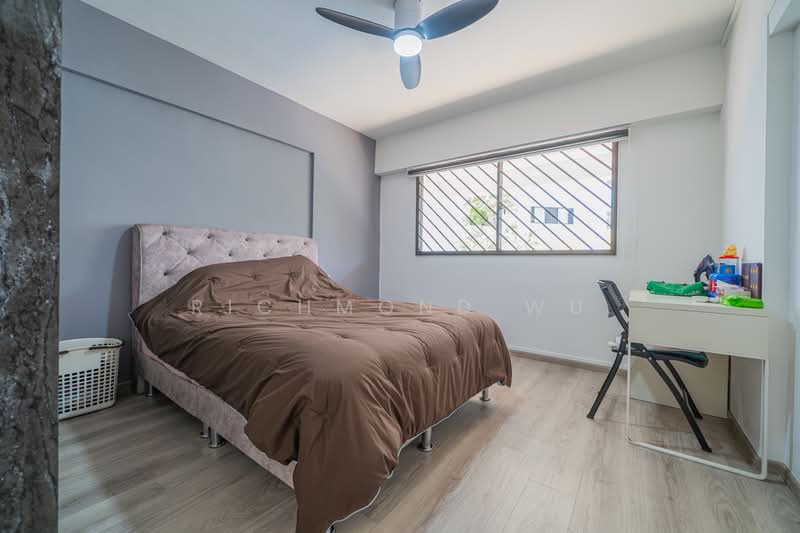 542 Bukit Batok Street 52, 542 Bukit Batok Street 52, 4 Bedrooms, 1,571 sqft, HDB Flat For Sale, by Richmond Wu, 500241481 - Bedroom - PropertyGuru.com.sg