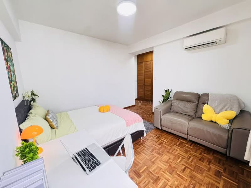 Central Green, 1 Jalan Membina, Room Rental, 120 sqft, Condominium For Rent, by Bunny, 500241492 - Bedroom - PropertyGuru.com.sg
