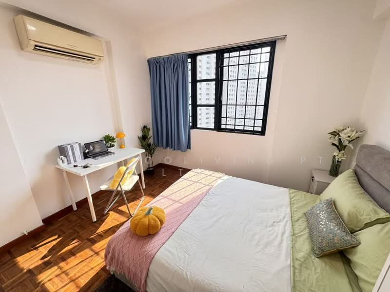 Central Green, 1 Jalan Membina, Room Rental, 90 sqft, Condominium For Rent, by Bunny, 500241494 - Bedroom - PropertyGuru.com.sg