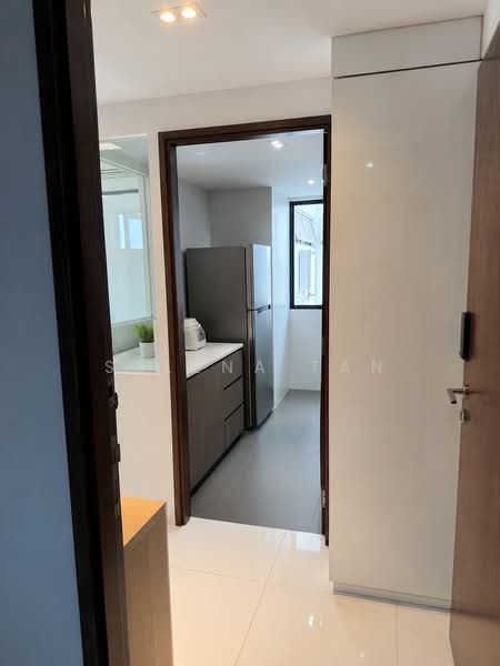 Riverparc Residence, 90 Punggol Drive, Hougang / Punggol / Sengkang, 3 Bedrooms, 1,227 sqft, Condominium For Sale, by Selena Tan, 500241506 - Kitchen - PropertyGuru.com.sg