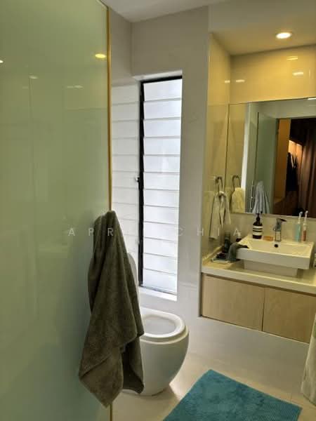 Villa Delle Rose, Taman Nakhoda, Tanglin / Holland / Bukit Timah, 3 Bedrooms, 3,283 sqft, Condominium For Sale, by April Chia, 500241508 - Bathroom - PropertyGuru.com.sg
