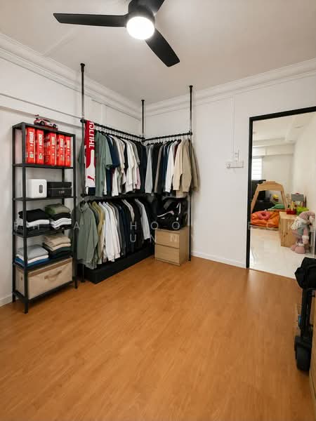 379 Clementi Avenue 5, 379 Clementi Avenue 5, 2 Bedrooms, 882 sqft, HDB Flat For Sale, by Phua Choon Teck Sunny, 500241521 - PropertyGuru.com.sg