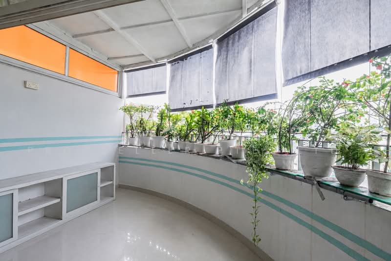 Summerdale, 6 Boon Lay Drive, 3 Bedrooms, 2,271 sqft, Condominium For Sale, by Kit Toh, 500241523 - Balcony - PropertyGuru.com.sg