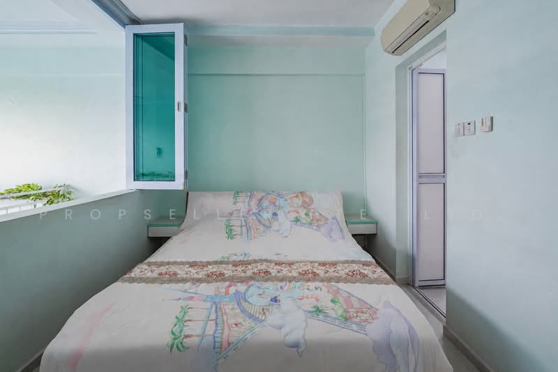 Summerdale, 6 Boon Lay Drive, 3 Bedrooms, 2,271 sqft, Condominium For Sale, by Kit Toh, 500241523 - Bedroom - PropertyGuru.com.sg