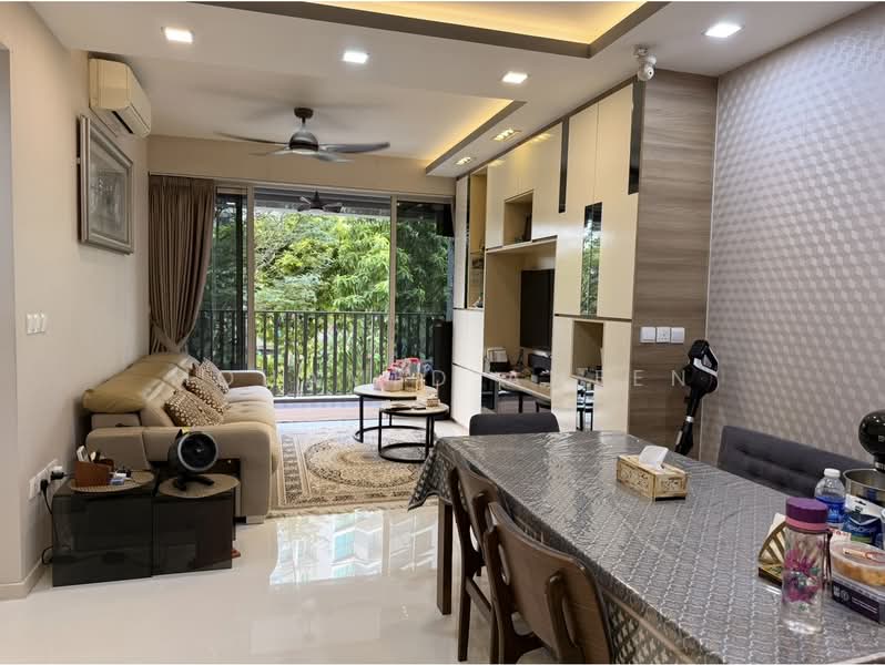 Heron Bay, 51 Upper Serangoon View, 4 Bedrooms, 1,281 sqft, Condominium For Sale, by Mohamed Ameen, 500241524 - Living Room - PropertyGuru.com.sg