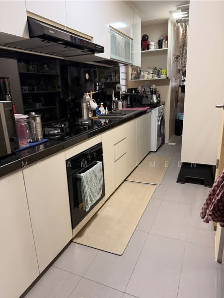 Heron Bay, 51 Upper Serangoon View, 4 Bedrooms, 1,281 sqft, Condominium For Sale, by Mohamed Ameen, 500241524 - Kitchen - PropertyGuru.com.sg